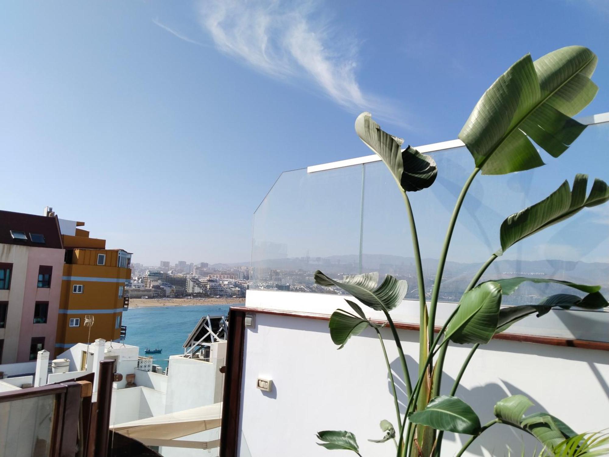 Wavia Hotel - Adults Only Las Palmas de Gran Canaria Exterior photo