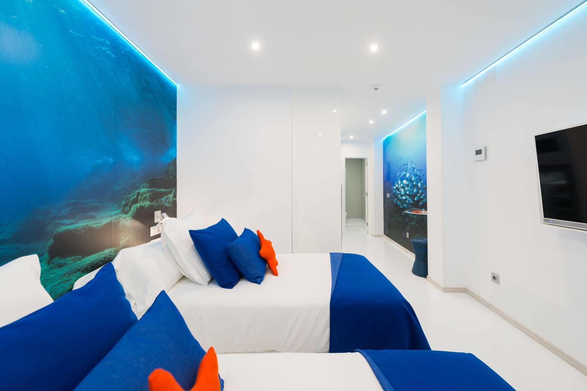 Wavia Hotel - Adults Only Las Palmas de Gran Canaria Exterior photo